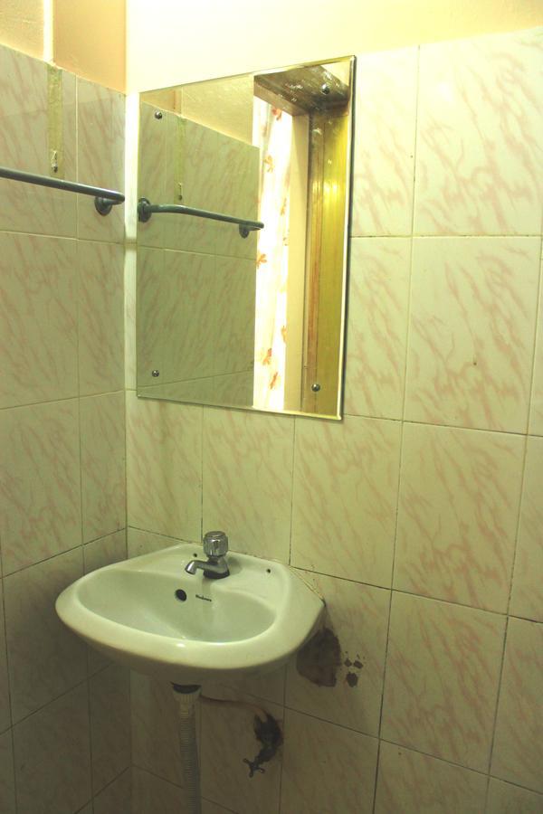 Hotel Sukhvas Thiruvananthapuram Eksteriør billede